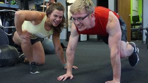 trainer keeps client accountable pushdowns